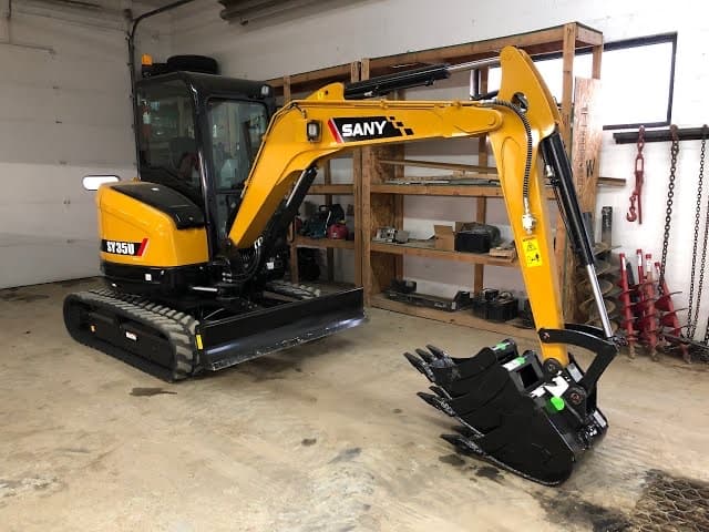 SANY SY35U mini excavator with a blade and bucket attachment